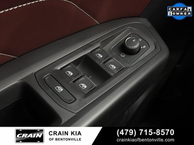 2023 Volkswagen Atlas Cross Sport 3.6L V6 SEL Premium R-Line - AWD / PANORAMIC SUNROOF / 1 OWNER