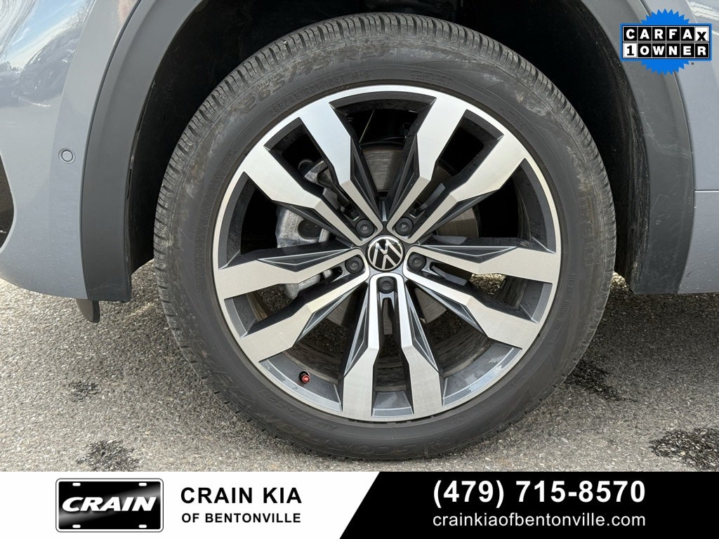 2023 Volkswagen Atlas Cross Sport 3.6L V6 SEL Premium R-Line - AWD / PANORAMIC SUNROOF / 1 OWNER