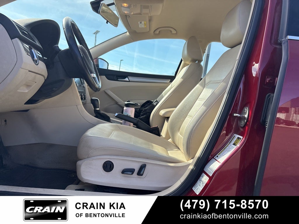 2015 Volkswagen Passat 1.8T Limited Edition - CLEAN CARFAX