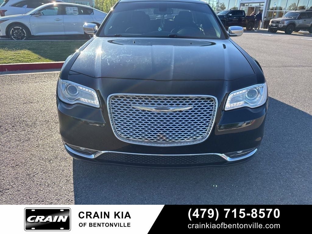 2017 Chrysler 300 C