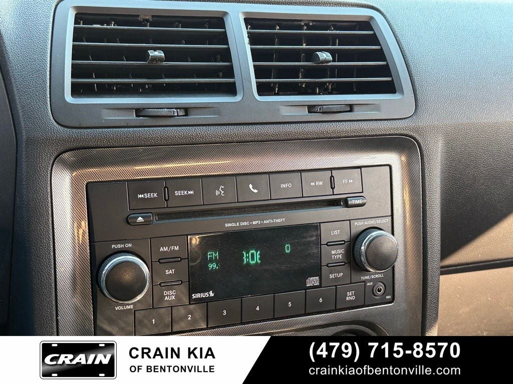 2013 Dodge Challenger SXT - CLEAN CARFAX HISTORY