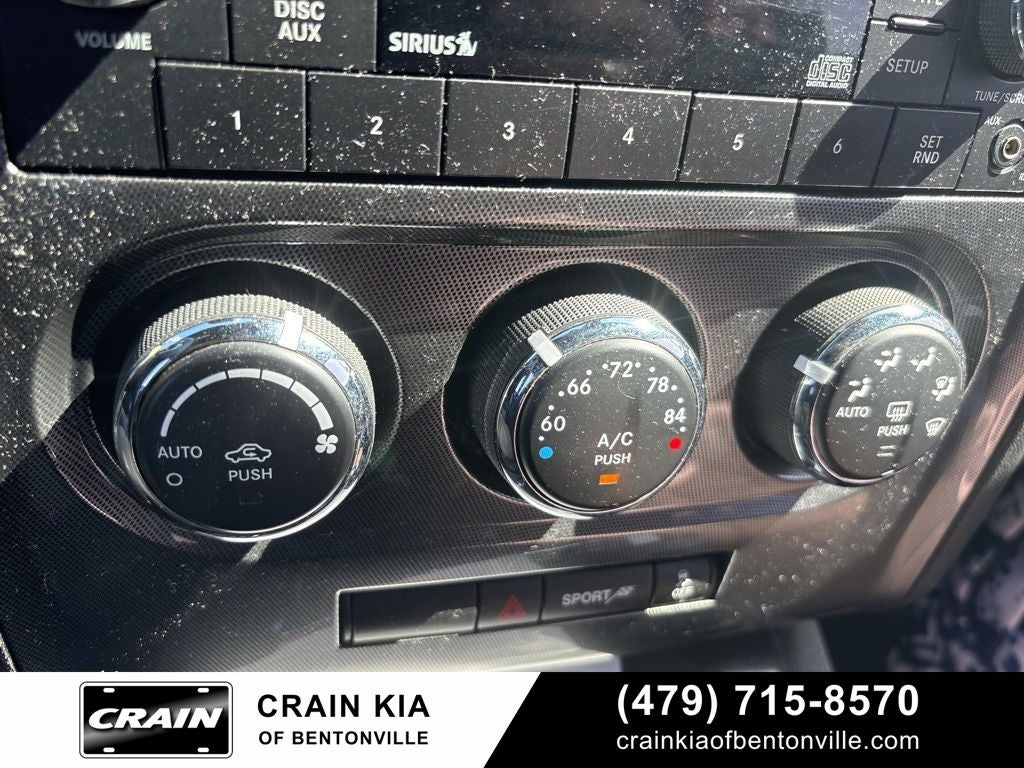 2013 Dodge Challenger SXT - CLEAN CARFAX HISTORY