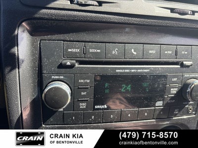 2013 Dodge Challenger SXT - CLEAN CARFAX HISTORY