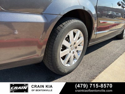 2016 Chrysler Town & Country Touring - WHOLESALE / AS-IS