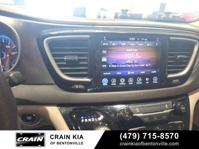 2017 Chrysler Pacifica Touring - WHOLESALE / AS-IS