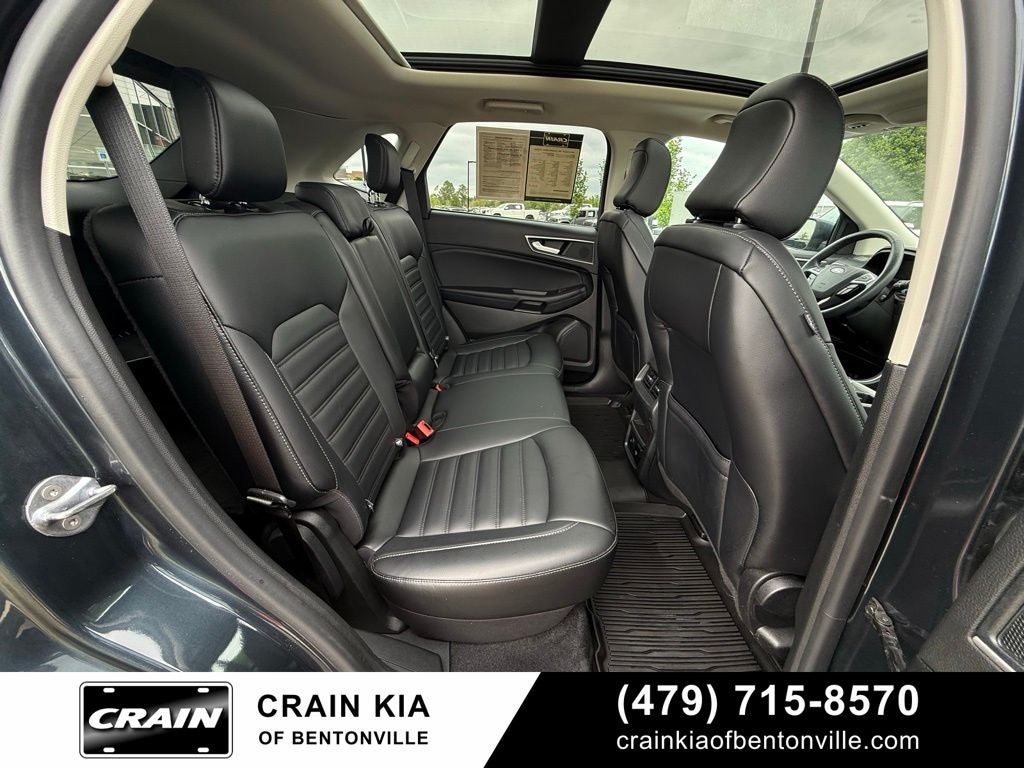 2024 Ford Edge SEL - AWD / PANORAMIC SUNROOF / ONE OWNER