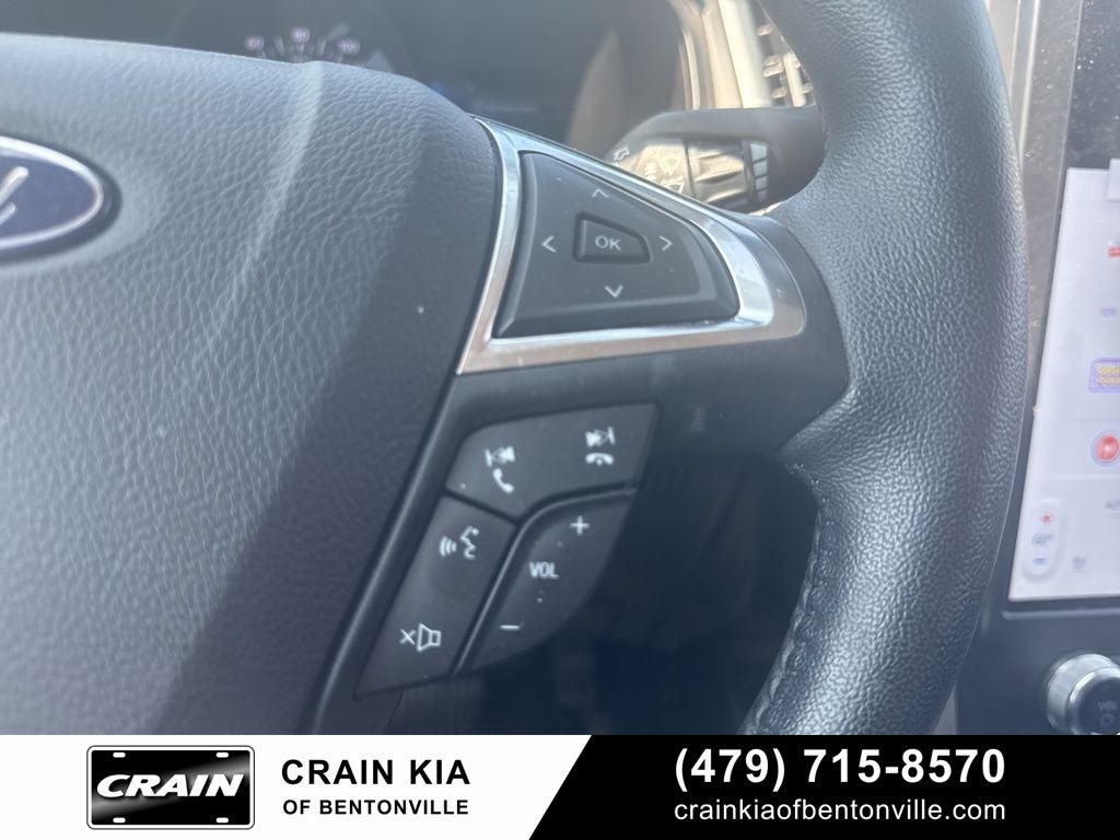 2024 Ford Edge SEL - AWD / PANORAMIC SUNROOF / ONE OWNER