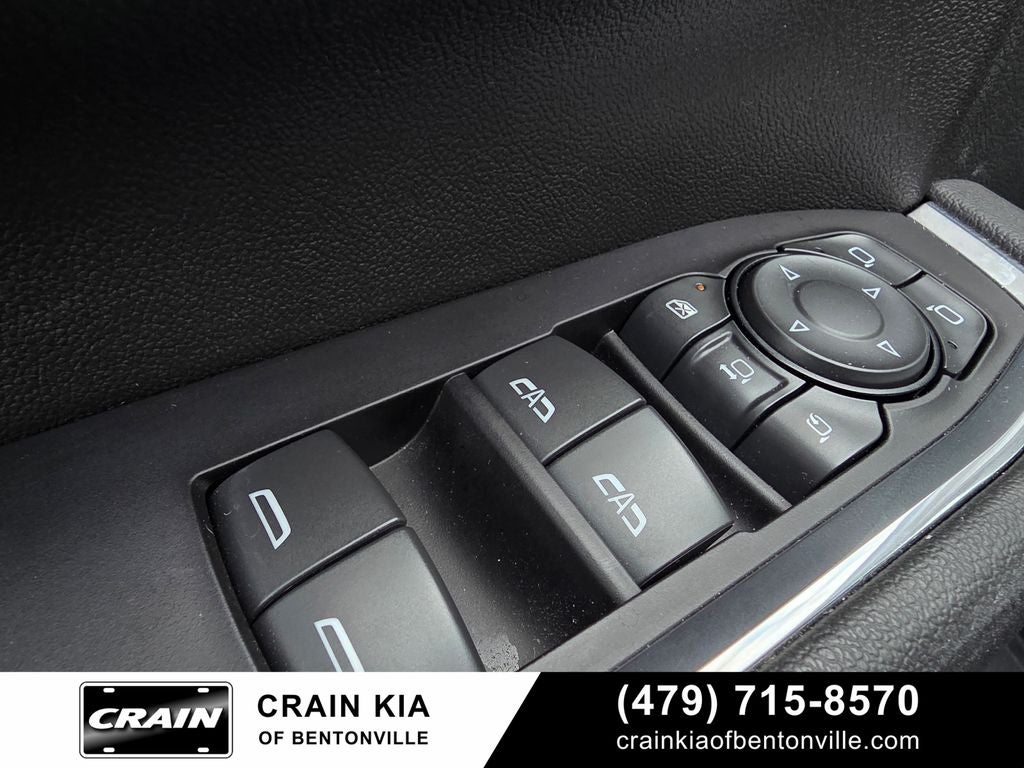 2025 Chevrolet Silverado 2500HD LTZ - 4WD / CLEAN CARFAX / ONE OWNER