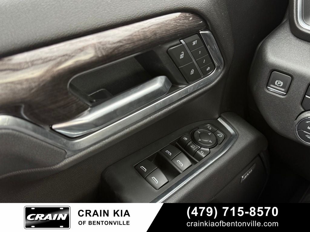 2025 Chevrolet Silverado 2500HD LTZ - 4WD / CLEAN CARFAX / ONE OWNER