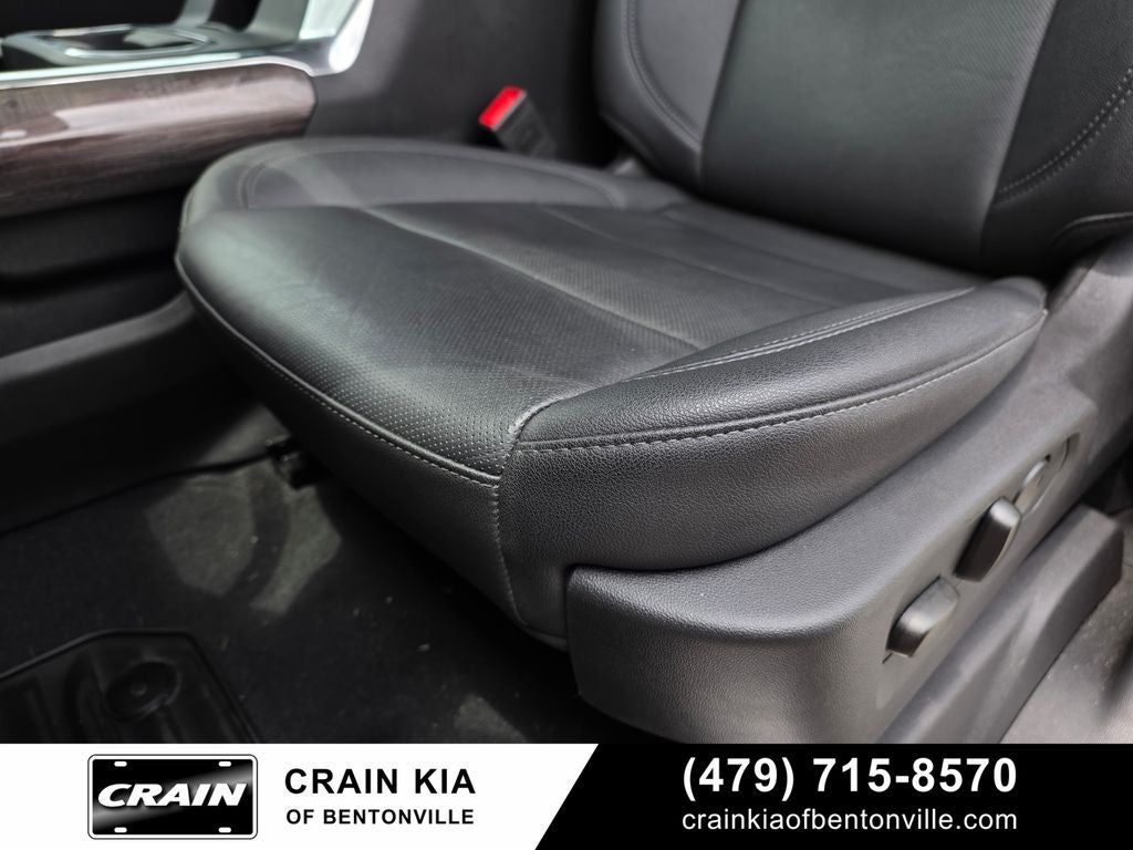 2025 Chevrolet Silverado 2500HD LTZ - 4WD / CLEAN CARFAX / ONE OWNER