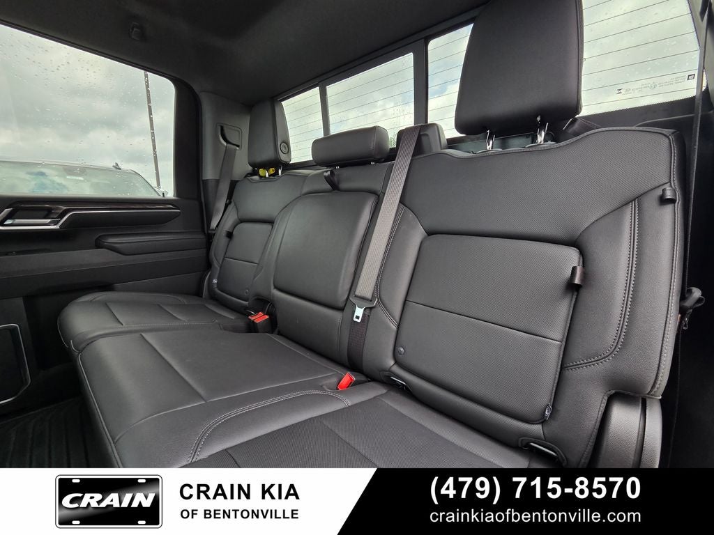 2025 Chevrolet Silverado 2500HD LTZ - 4WD / CLEAN CARFAX / ONE OWNER