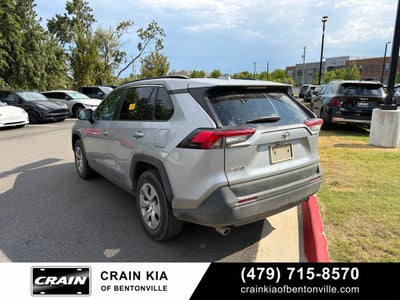 2019 Toyota RAV4 LE - AWD / CLEAN CARFAX / ONE OWNER