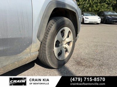 2019 Toyota RAV4 LE - AWD / CLEAN CARFAX / ONE OWNER