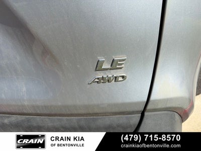 2019 Toyota RAV4 LE - AWD / CLEAN CARFAX / ONE OWNER