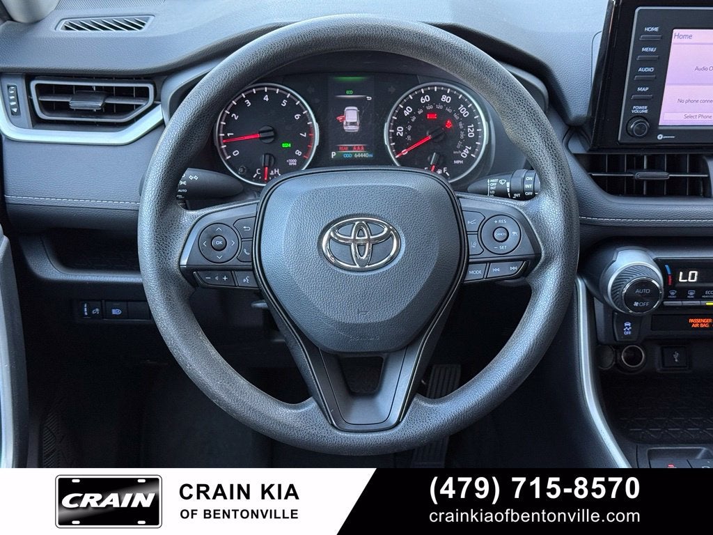 2022 Toyota RAV4 XLE - AWD / CLEAN CARFAX