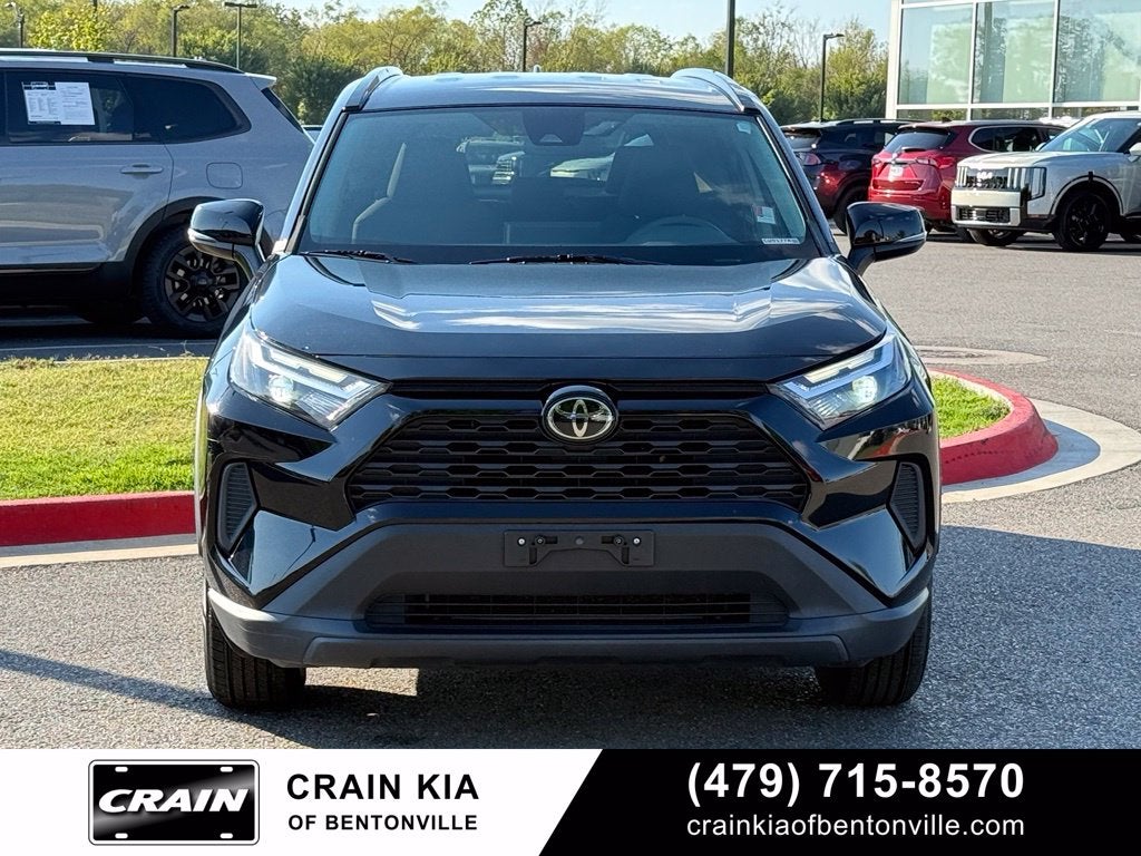 2022 Toyota RAV4 XLE - AWD / CLEAN CARFAX
