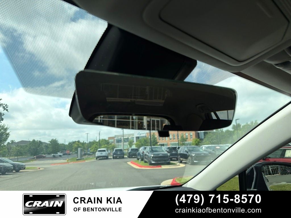 2024 Toyota RAV4 Hybrid Woodland Edition - AWD / CLEAN CARFAX / ONE OWNER