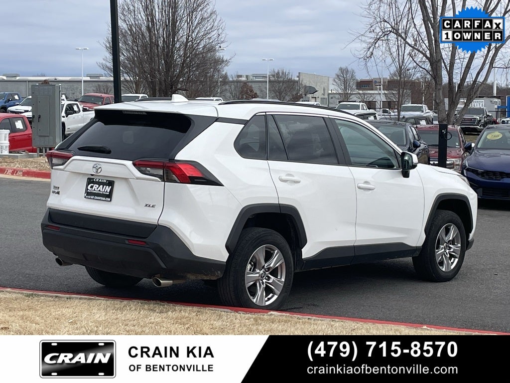 2024 Toyota RAV4 XLE - CLEAN CARFAX / ONE OWNER