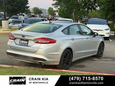 2017 Ford Fusion SE - CLEAN CARFAX