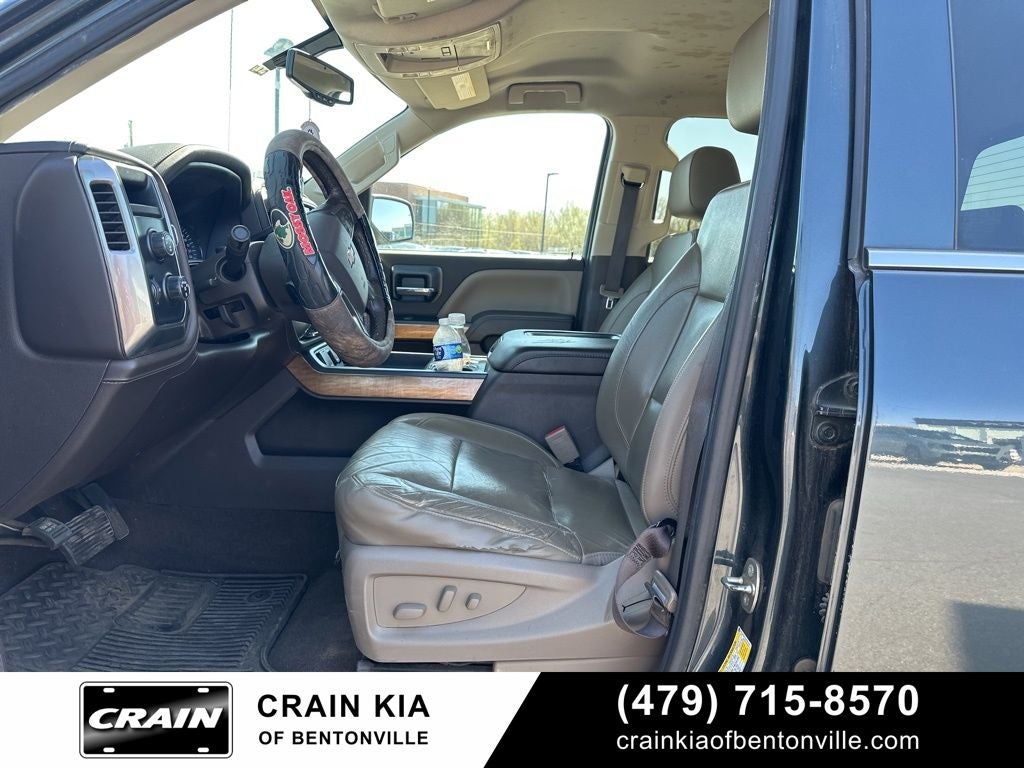 2018 Chevrolet Silverado 1500 LTZ - 4WD / CLEAN CARFAX