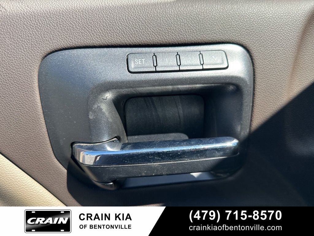 2018 Chevrolet Silverado 1500 LTZ - 4WD / CLEAN CARFAX