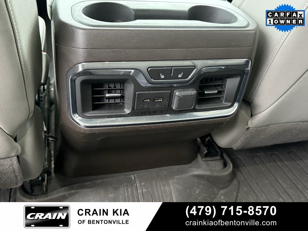 2021 GMC Sierra 1500 SLT - 4WD / CARFAX ONE OWNER