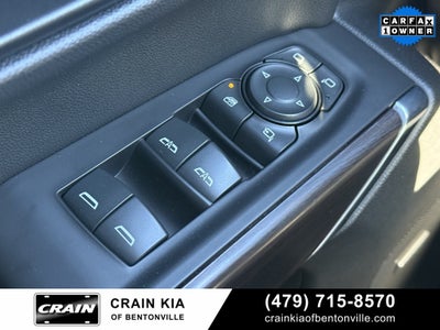 2020 GMC Sierra 1500 SLT - 4WD / CLEAN CARFAX / ONE OWNER