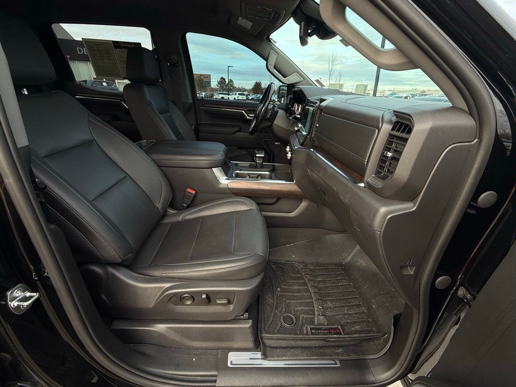 2023 GMC Sierra 1500 SLT - 4WD / CARFAX ONE OWNER