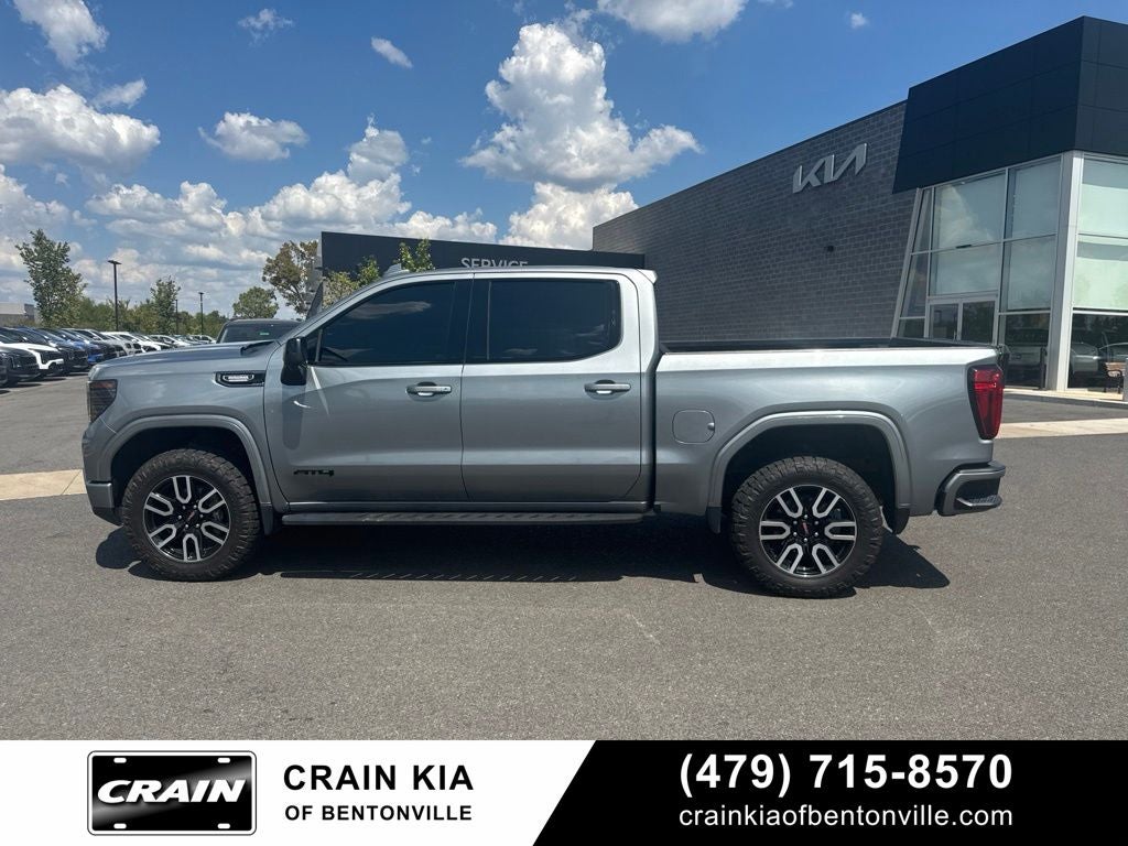 2024 GMC Sierra 1500 AT4 - 4WD / SUNROOF / CLEAN CARFAX