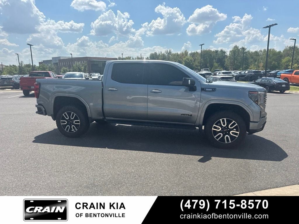 2024 GMC Sierra 1500 AT4 - 4WD / SUNROOF / CLEAN CARFAX