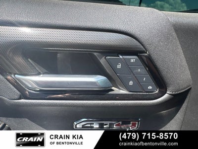 2024 GMC Sierra 1500 AT4 - 4WD / SUNROOF / CLEAN CARFAX