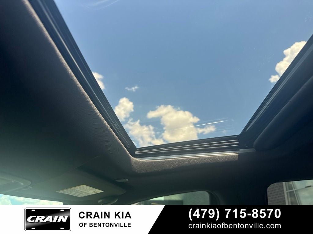 2024 GMC Sierra 1500 AT4 - 4WD / SUNROOF / CLEAN CARFAX