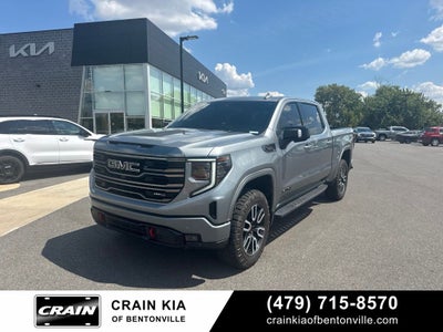 2024 GMC Sierra 1500 AT4 - 4WD / SUNROOF / CLEAN CARFAX