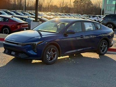 2026 Kia K4 LXS