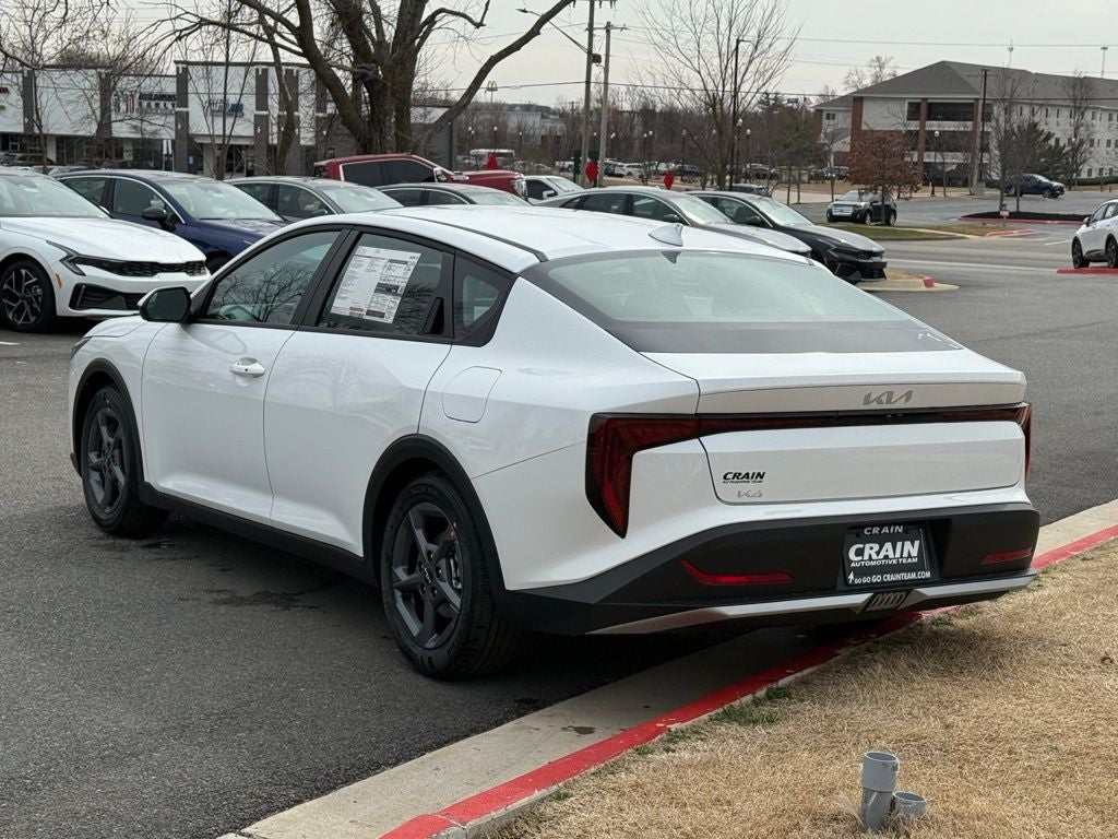 2026 Kia K4 LXS
