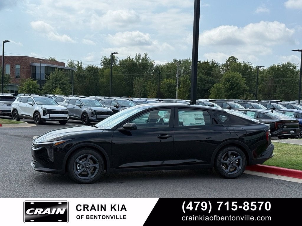 2026 Kia K4 LXS