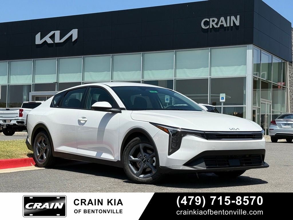 2026 Kia K4 LXS