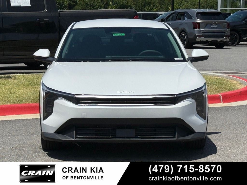 2026 Kia K4 LXS