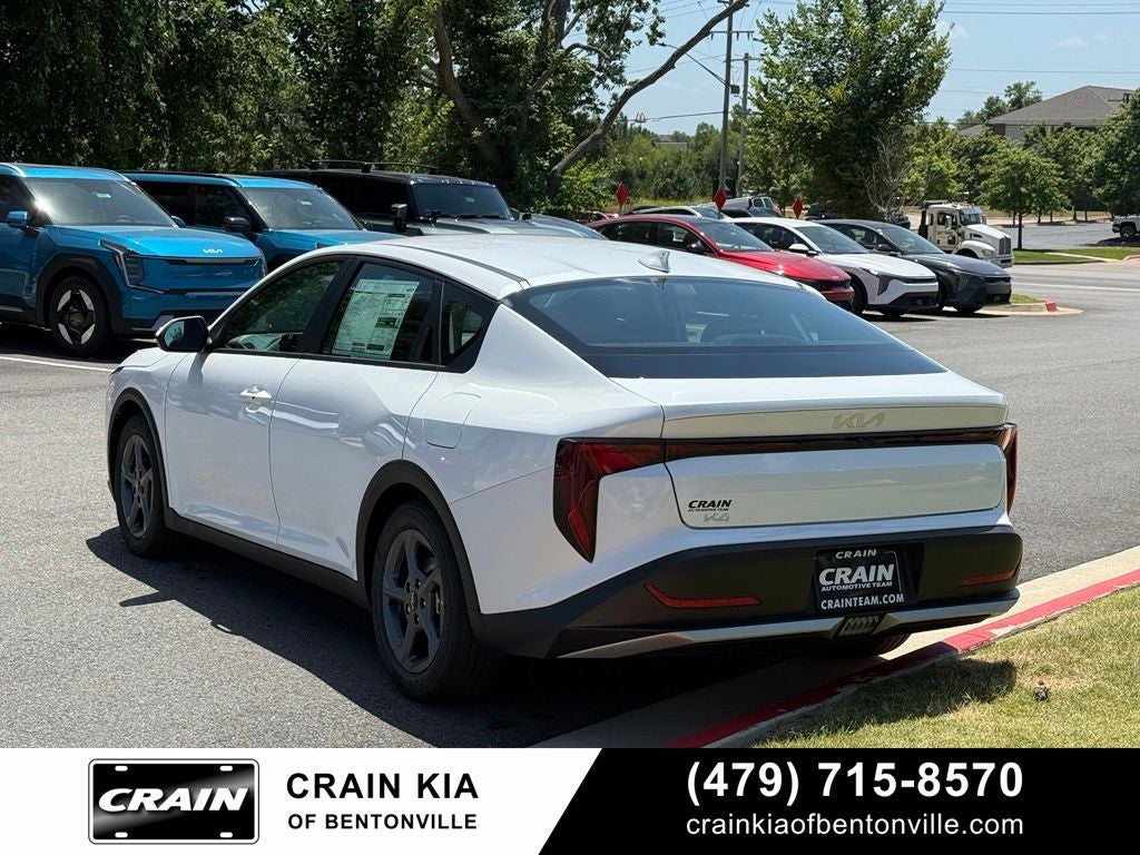 2026 Kia K4 LXS