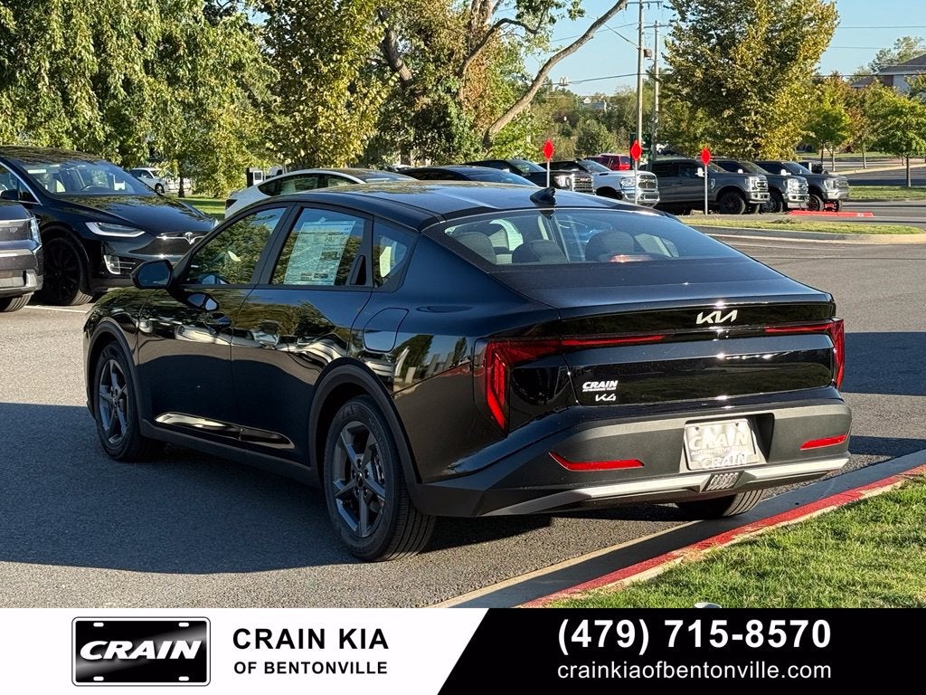 2026 Kia K4 LXS