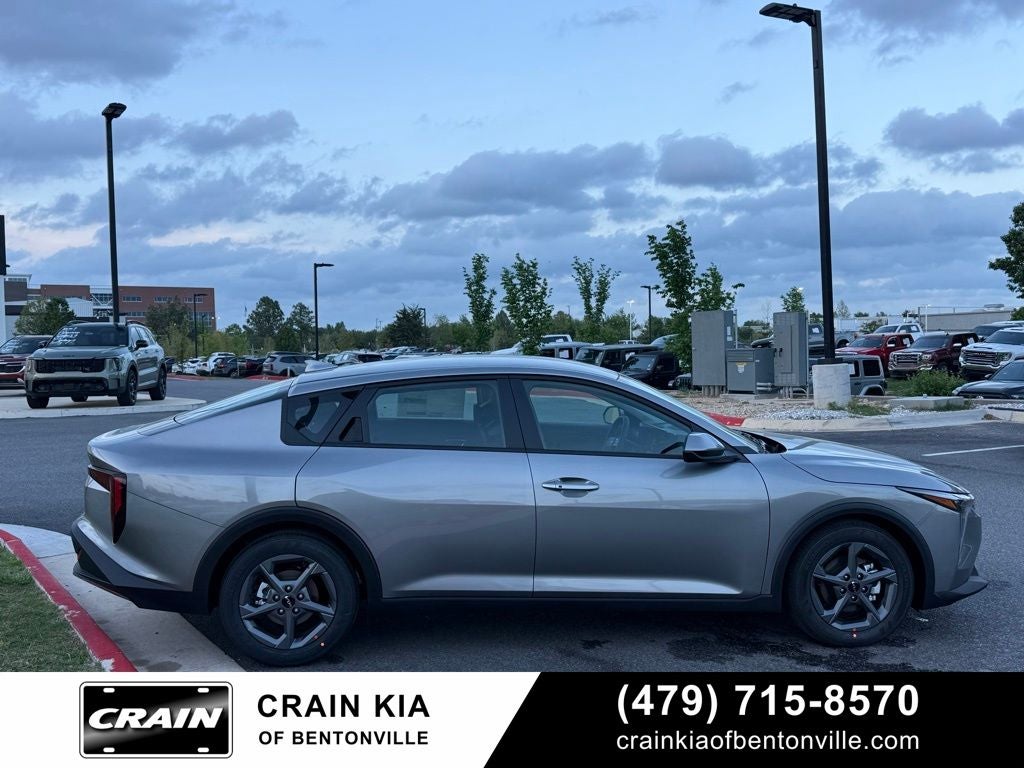 2026 Kia K4 LXS