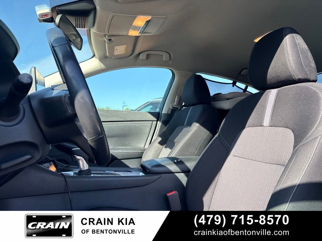 2022 Nissan Sentra SV - CLEAN CARFAX / ONE OWNER