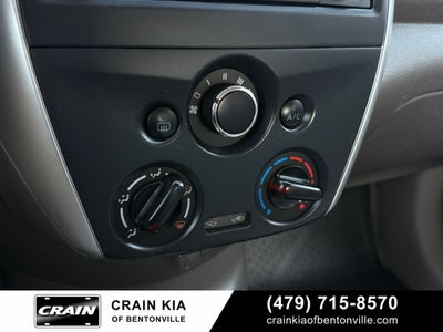 2015 Nissan Versa 1.6 SL