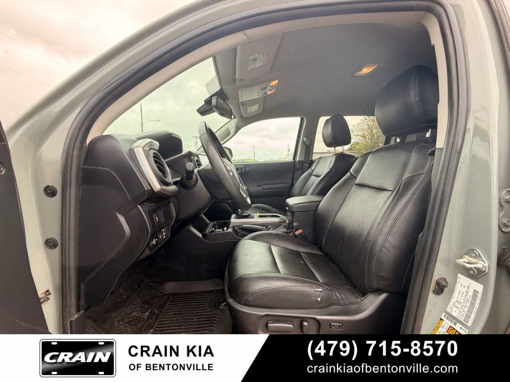 2023 Toyota Tacoma Trail Edition V6 - 4WD / CLEAN CARFAX / ONE OWNER