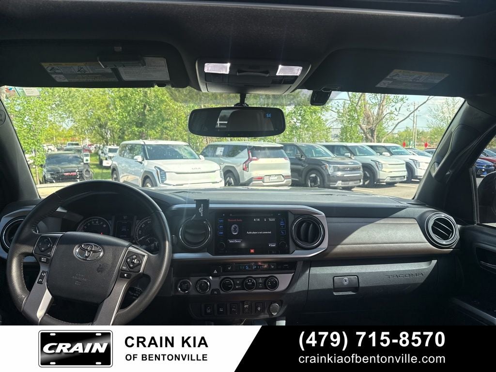 2017 Toyota Tacoma Limited - 4WD / SUNROOF / LIFTED!