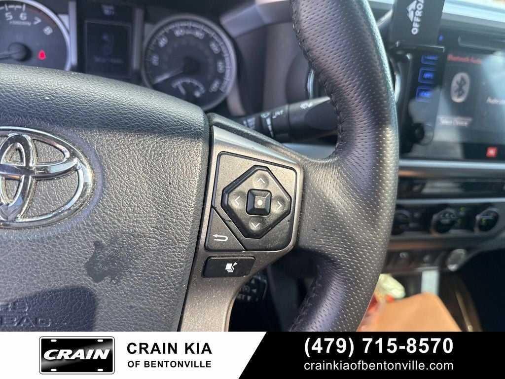 2017 Toyota Tacoma Limited - 4WD / SUNROOF / LIFTED!