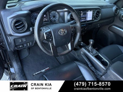 2023 Toyota Tacoma TRD Off-Road V6 - 4WD / SUNROOF / ONE OWNER