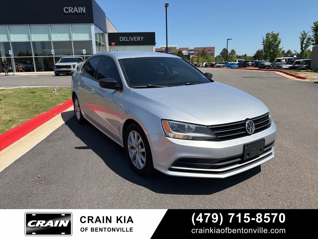 2015 Volkswagen Jetta 1.8T SE - CLEAN CARFAX