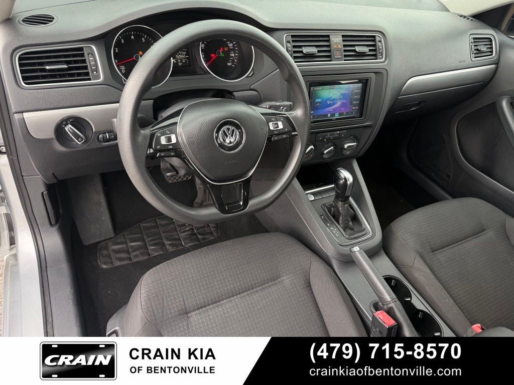 2015 Volkswagen Jetta 1.8T SE - CLEAN CARFAX