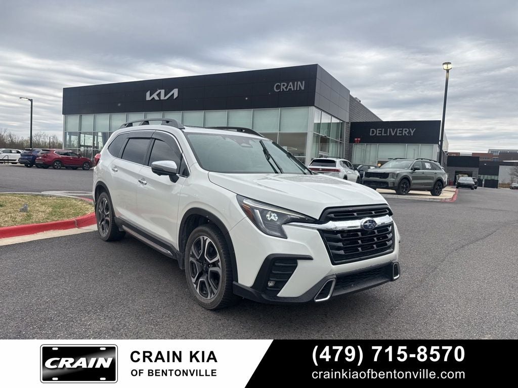 2023 Subaru Ascent Touring - AWD / PANORAMIC SUNROOF / ONE OWNER